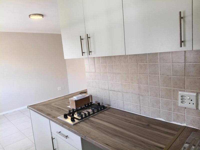 2 Bedroom Property for Sale in Pinelands Western Cape